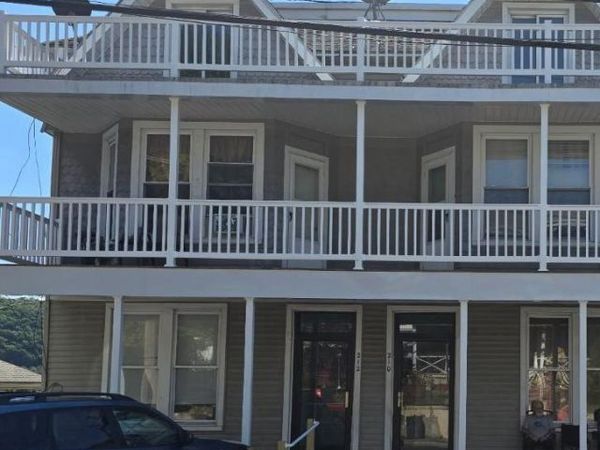 212 S ST PETER STREET, Unit 1ST FLOOR, SCHUYLKILL HAVEN, PA 17972