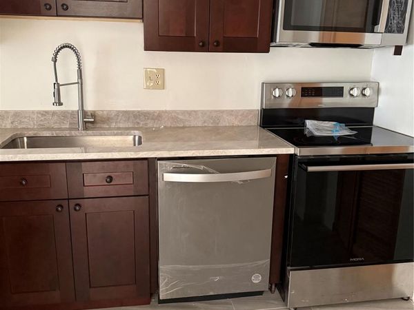 7901 Colony Circle, Unit 201, Fort Lauderdale, FL 33321