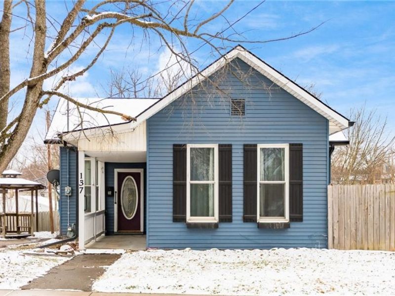 137 Brighton Boulevard, Zanesville, OH 43701 Photo 1