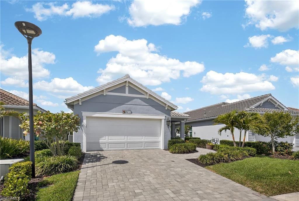 4653 Centaurus Cir, Naples, FL 34120 Photo
