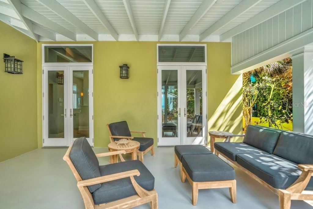 1423 N Atlantic Avenue, New Smyrna Beach, FL 32169 Photo