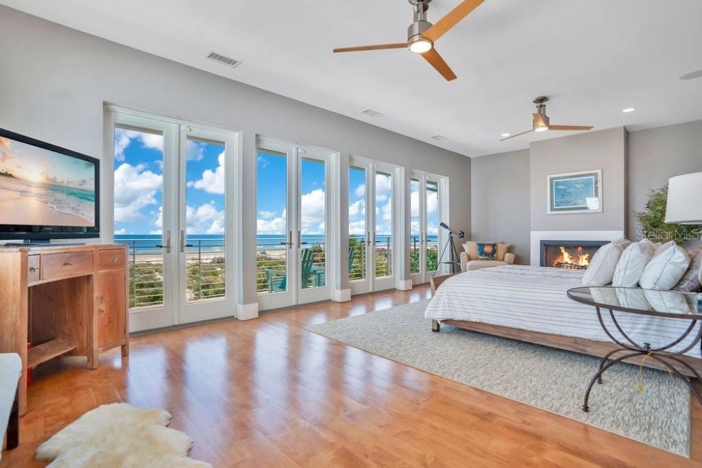 1423 N Atlantic Avenue, New Smyrna Beach, FL 32169 Photo