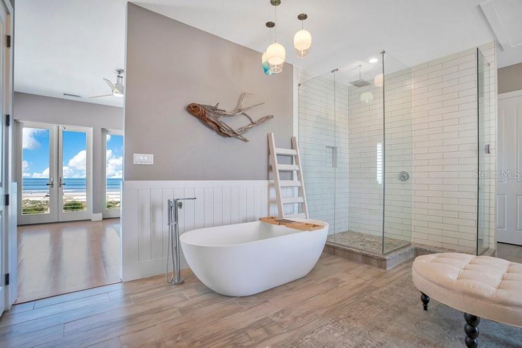 1423 N Atlantic Avenue, New Smyrna Beach, FL 32169 Photo