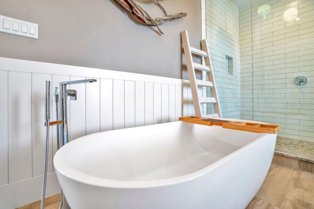 1423 N Atlantic Avenue, New Smyrna Beach, FL 32169 Photo