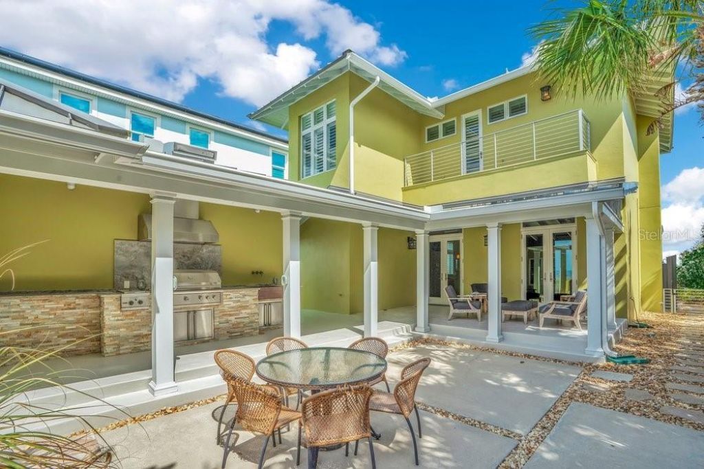 1423 N Atlantic Avenue, New Smyrna Beach, FL 32169 Photo