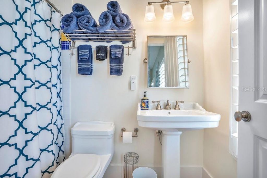 1423 N Atlantic Avenue, New Smyrna Beach, FL 32169 Photo