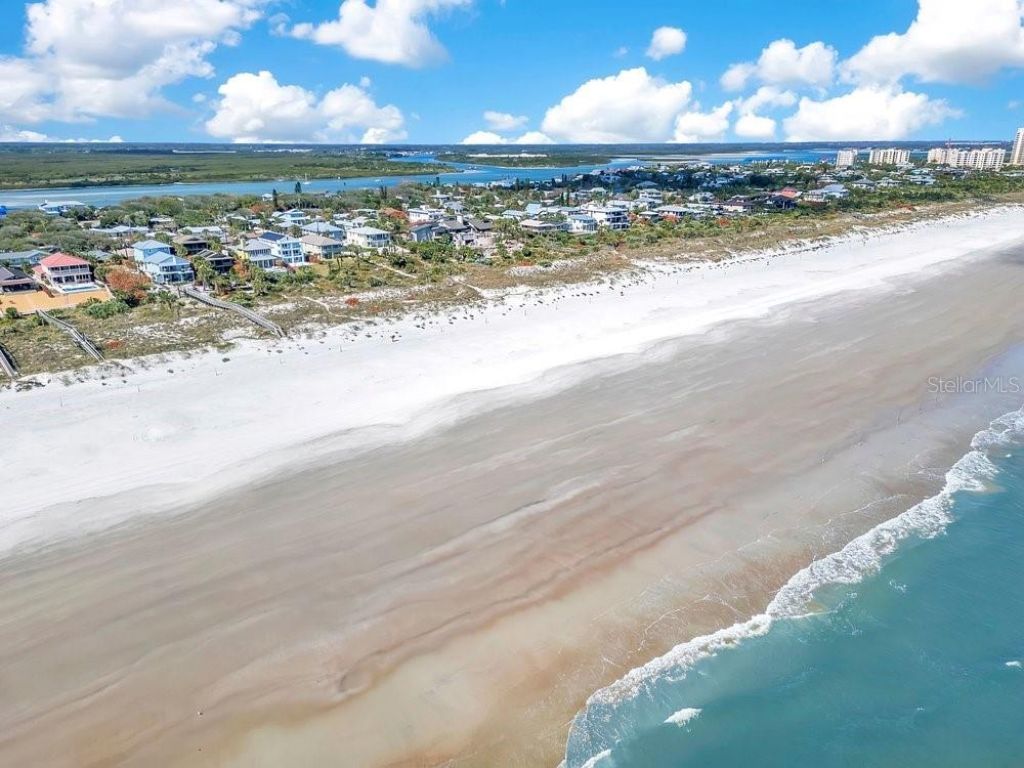 1423 N Atlantic Avenue, New Smyrna Beach, FL 32169 Photo