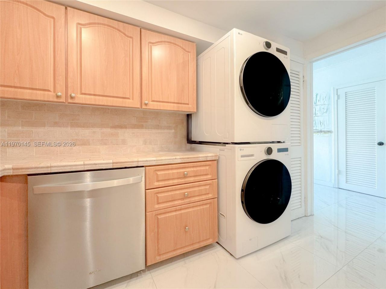 555 Crandon Blvd, Unit 82, Key Biscayne, FL 33149 Photo