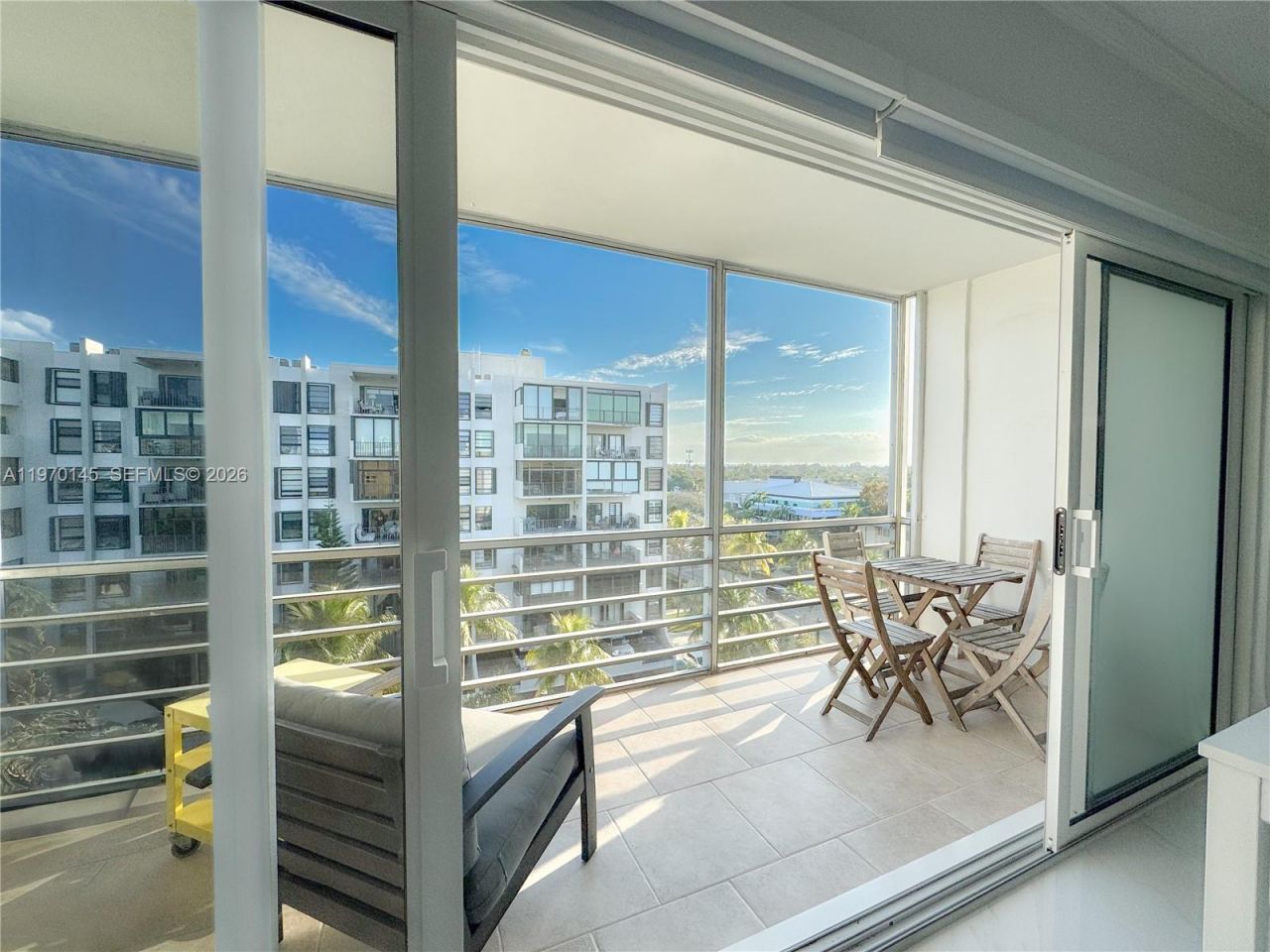 555 Crandon Blvd, Unit 82, Key Biscayne, FL 33149 Photo