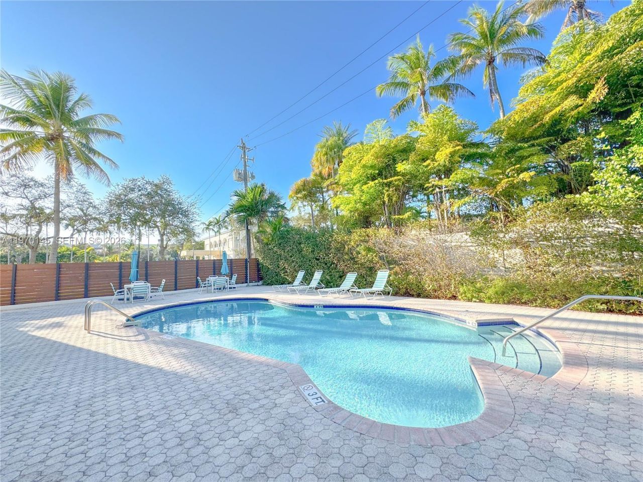 555 Crandon Blvd, Unit 82, Key Biscayne, FL 33149 Photo