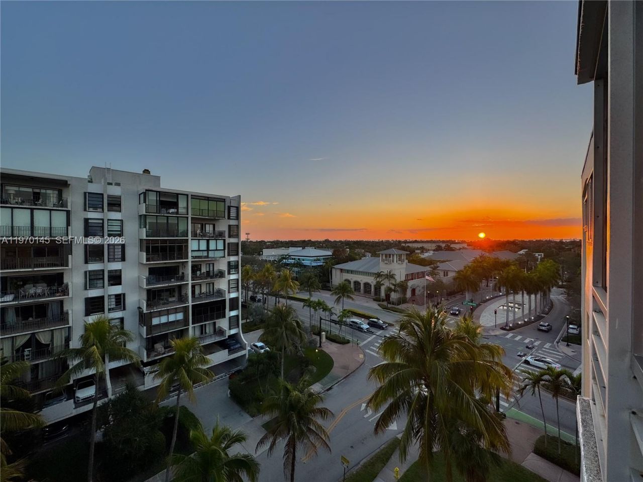 555 Crandon Blvd, Unit 82, Key Biscayne, FL 33149 Photo