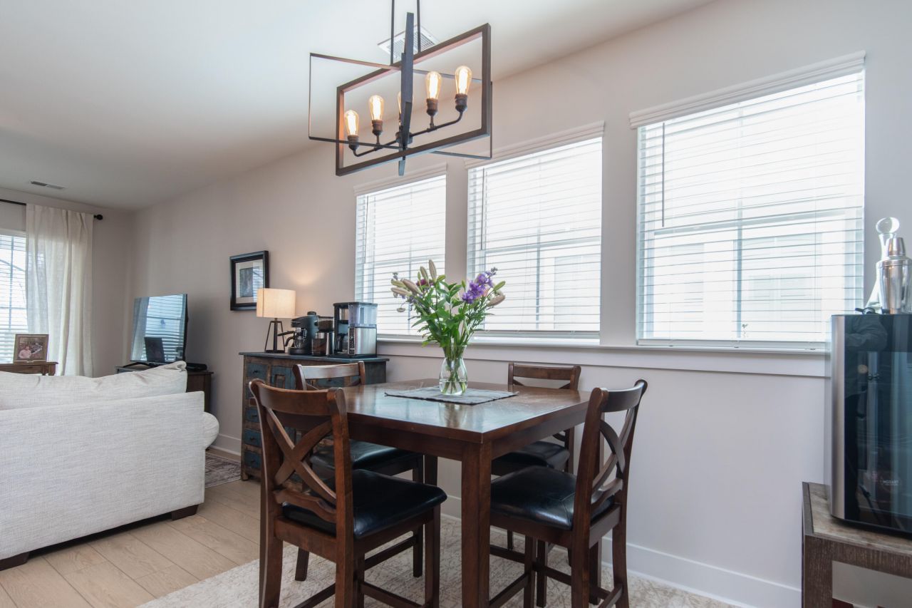 315 Eclipse Street Photo 7