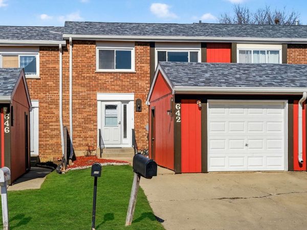642 Sundance Drive , Bolingbrook, IL 60440