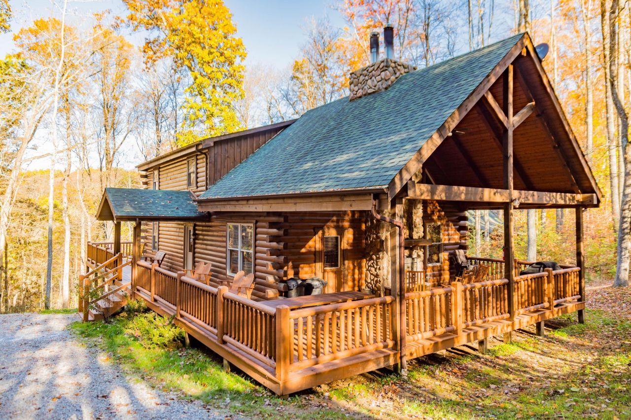 19433 Linden Road, Logan, OH 43138 Main Photo