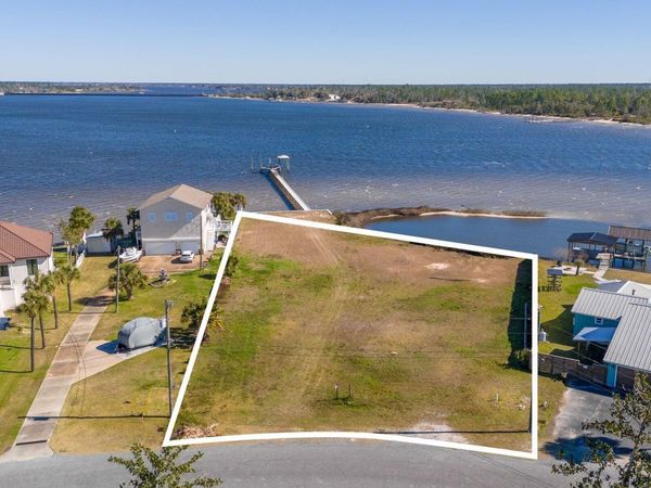 741 N Bay Drive, Lynn Haven, FL 32444