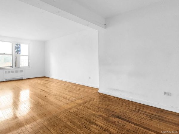 147-37 Roosevelt Avenue , Unit 5D, Flushing, NY 11354