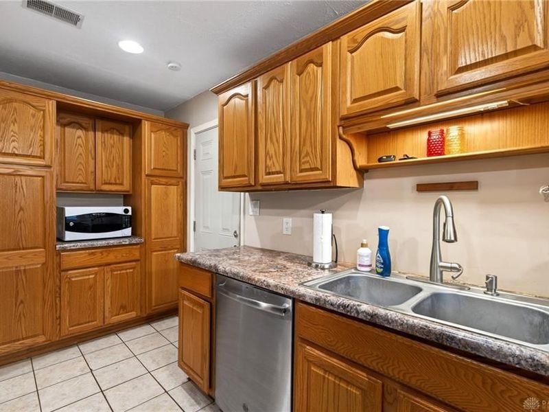 1237 Hemlock Drive, Fairborn, OH 45324 Photo 18