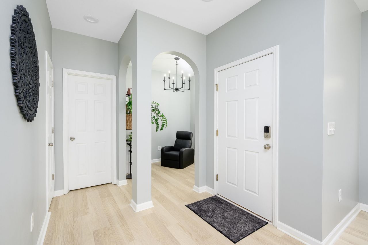 510 Hay Hill Ln. Photo 6