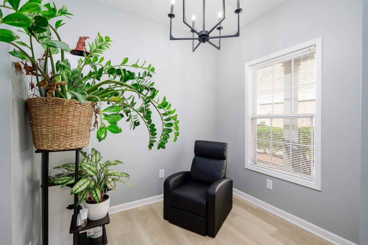 510 Hay Hill Ln. Photo 7