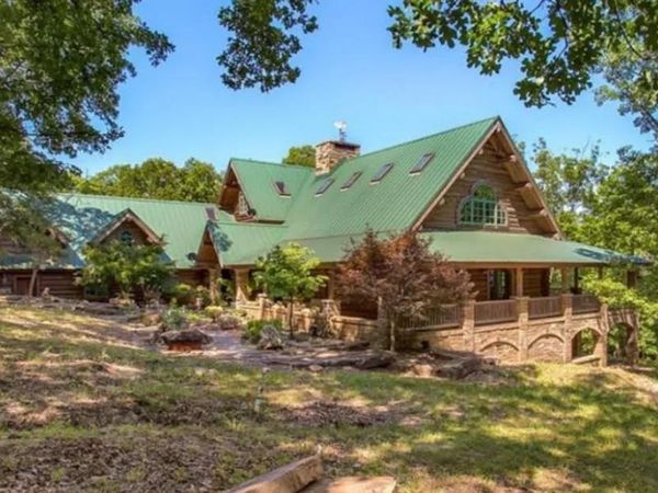 10836 Bray Road, Elkins, AR 72727