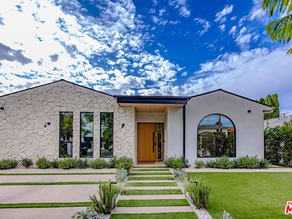 4703 Saloma Avenue, Sherman Oaks, CA 91403