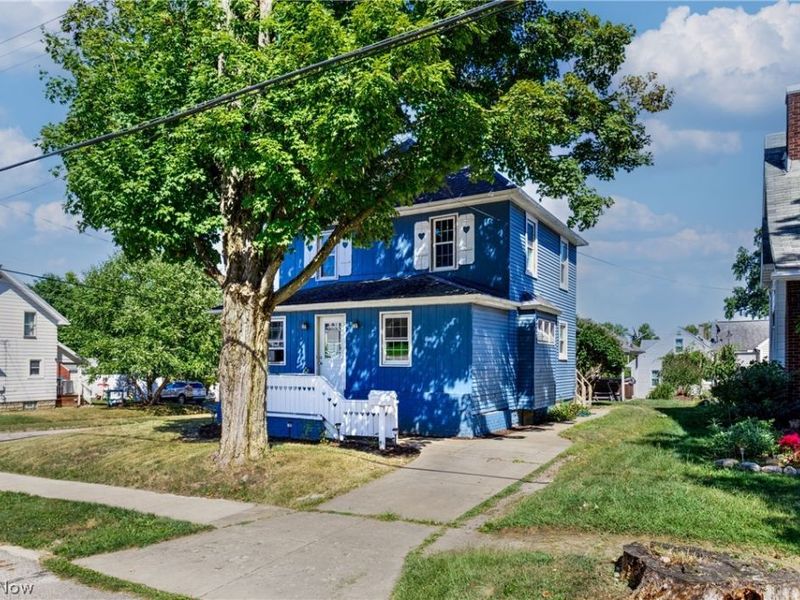 203 Hager Street, Hubbard, OH 44425 Photo 2