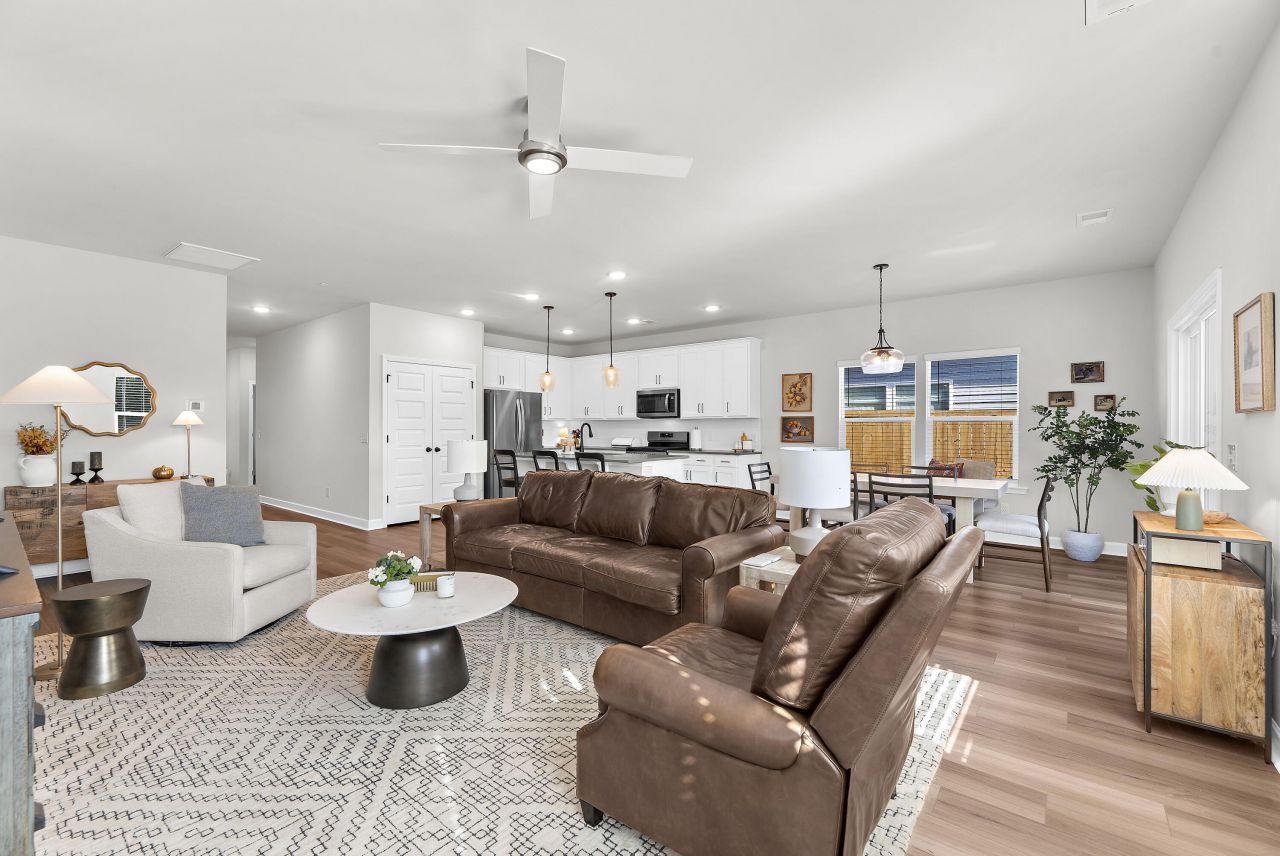 1434 Arabella Street Street Photo 14