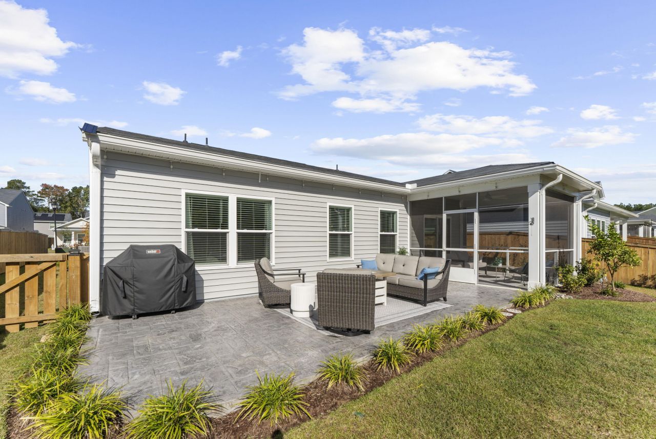 1434 Arabella Street Street Photo 19