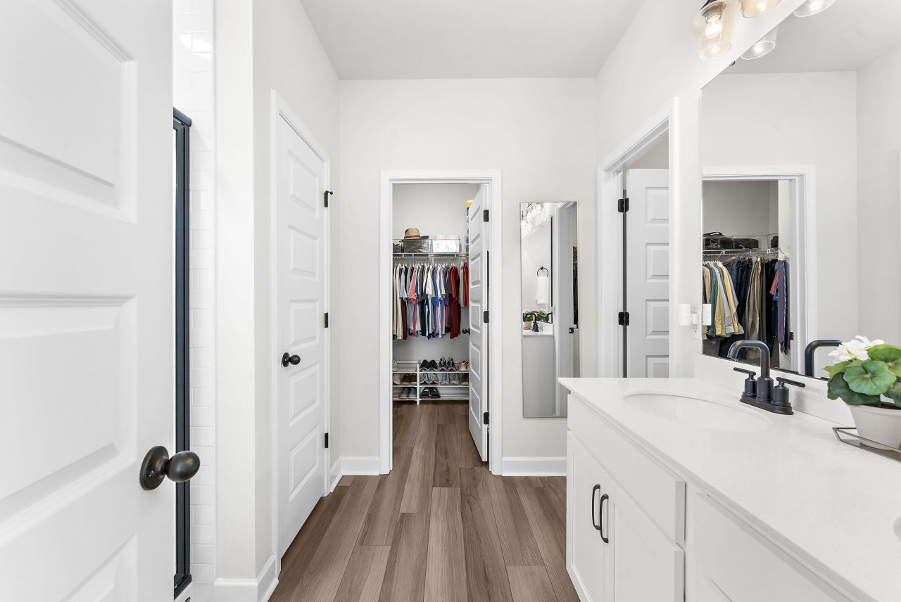 1434 Arabella Street Street Photo 21