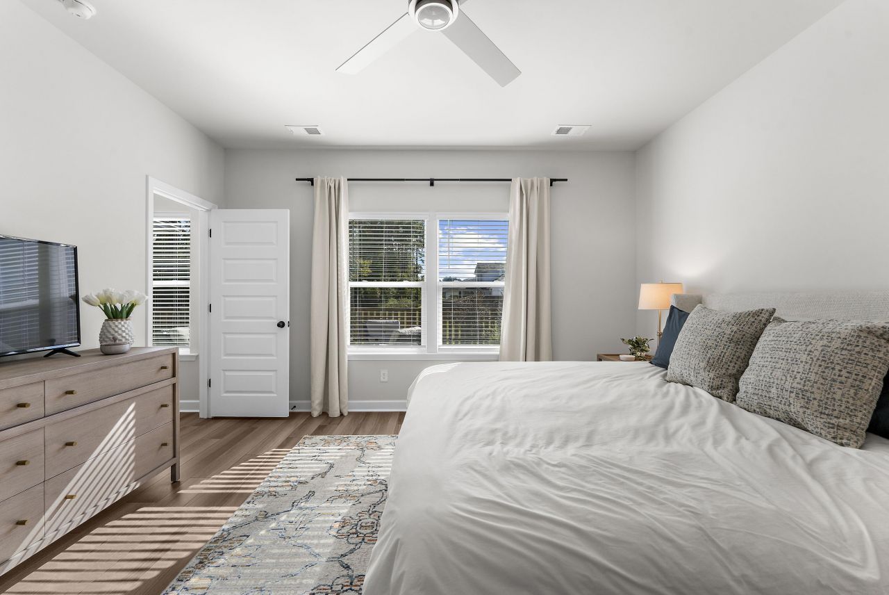 1434 Arabella Street Street Photo 23