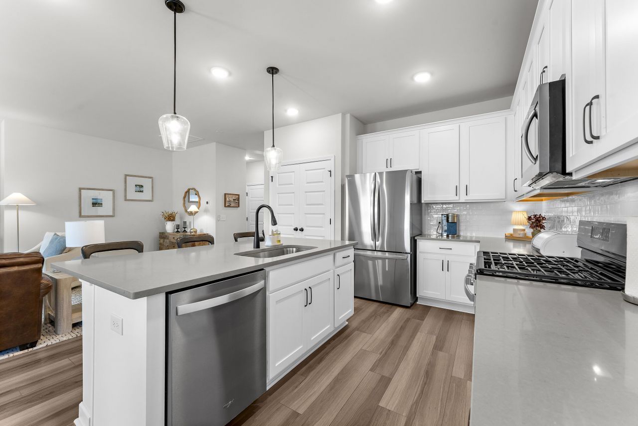 1434 Arabella Street Street Photo 7