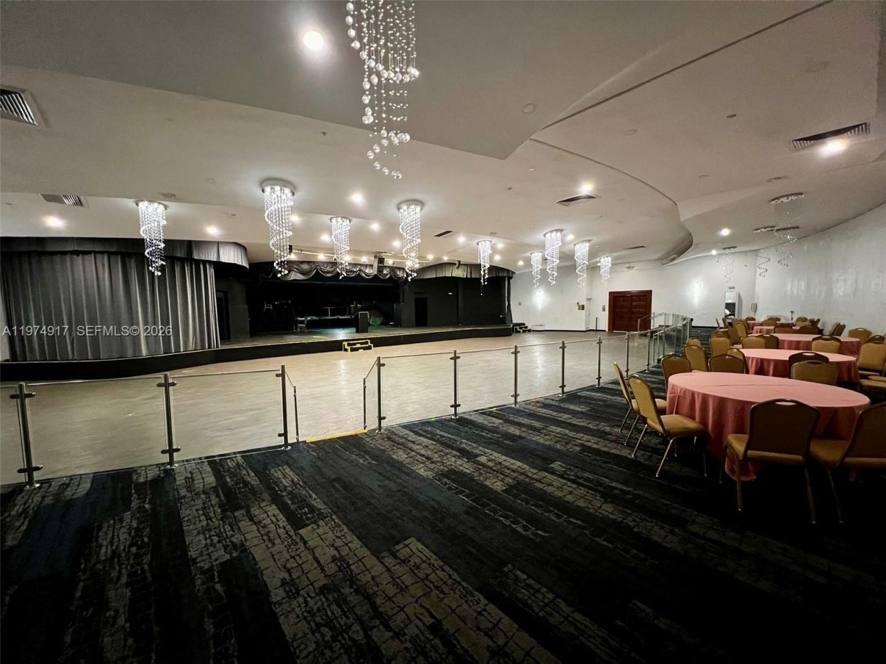 19201 Collins Av, Unit 432, Sunny Isles Beach, FL 33160 Photo