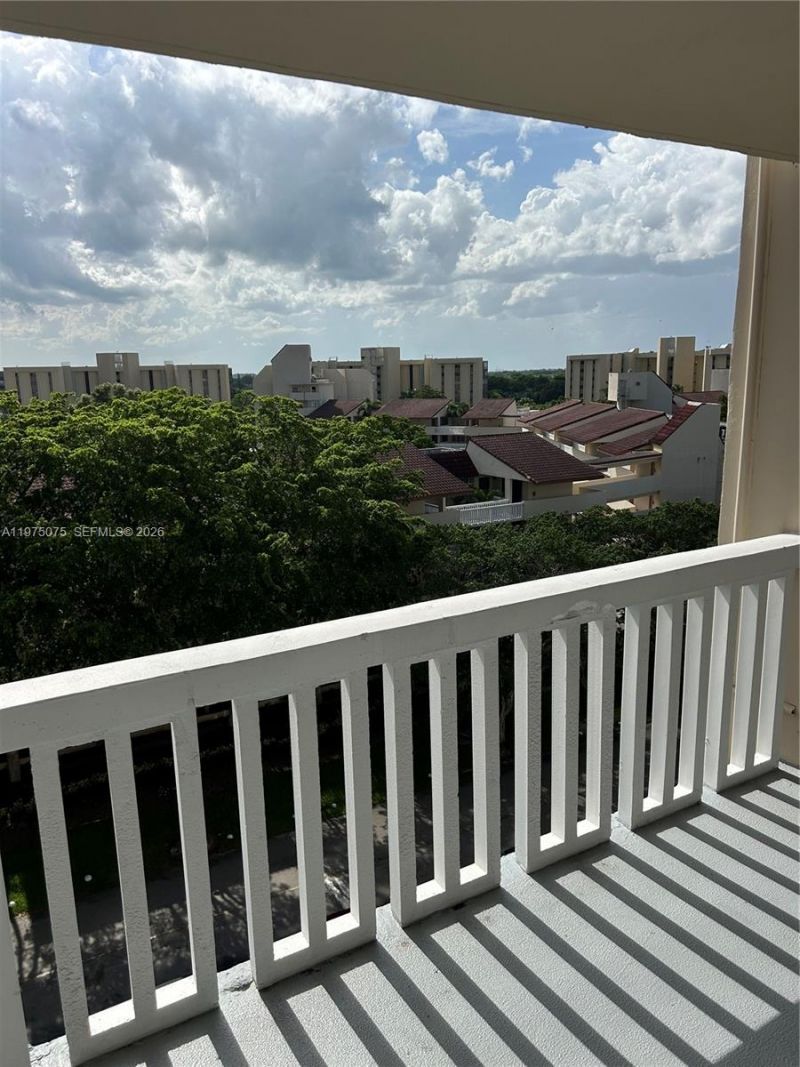 6921 Environ Blvd , Unit 7P, Lauderhill, FL 33319 Photo