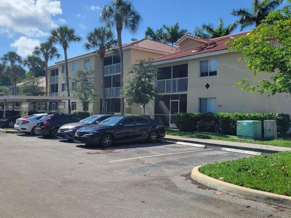 410 S Park Rd , Unit 1-108, Hollywood, FL 33021