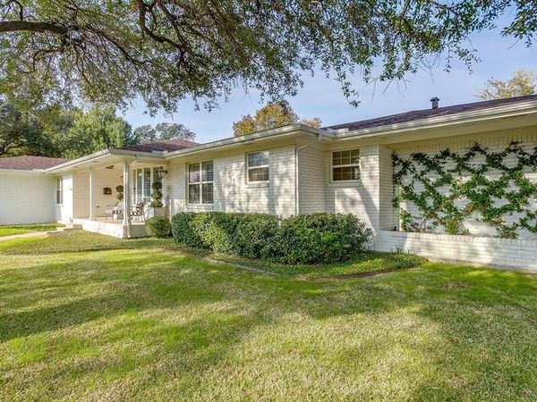 3772 Arroyo Road, Fort Worth, TX 76109