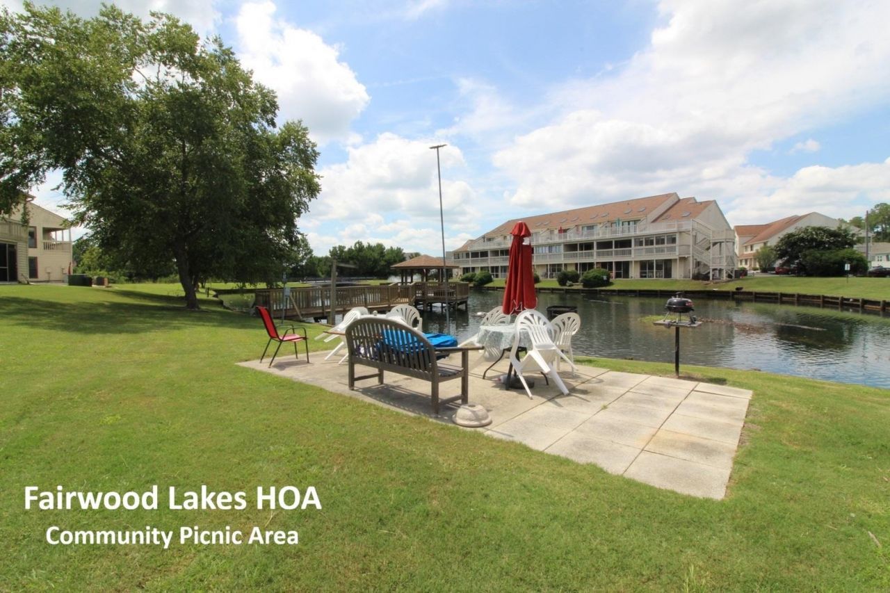 510 Fairwood Lakes Dr. Photo 27