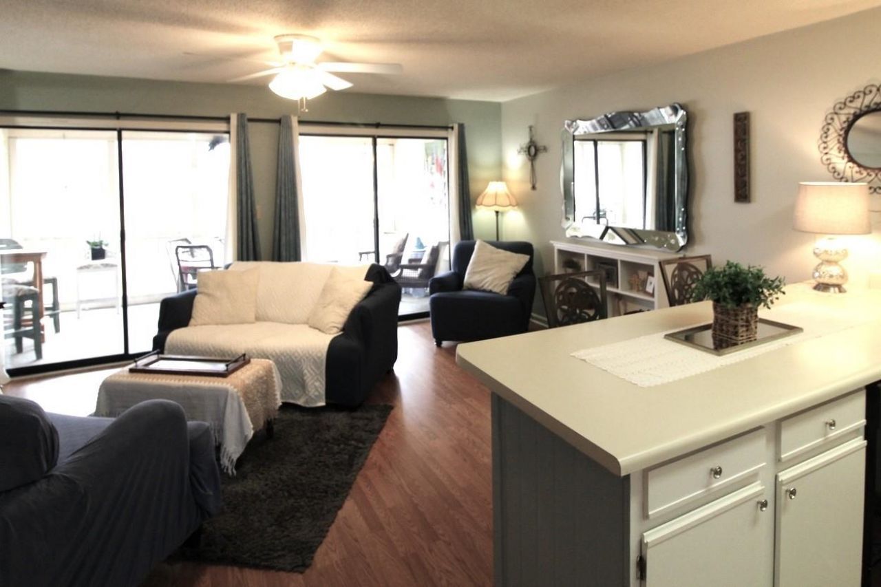 510 Fairwood Lakes Dr.  Photo 7