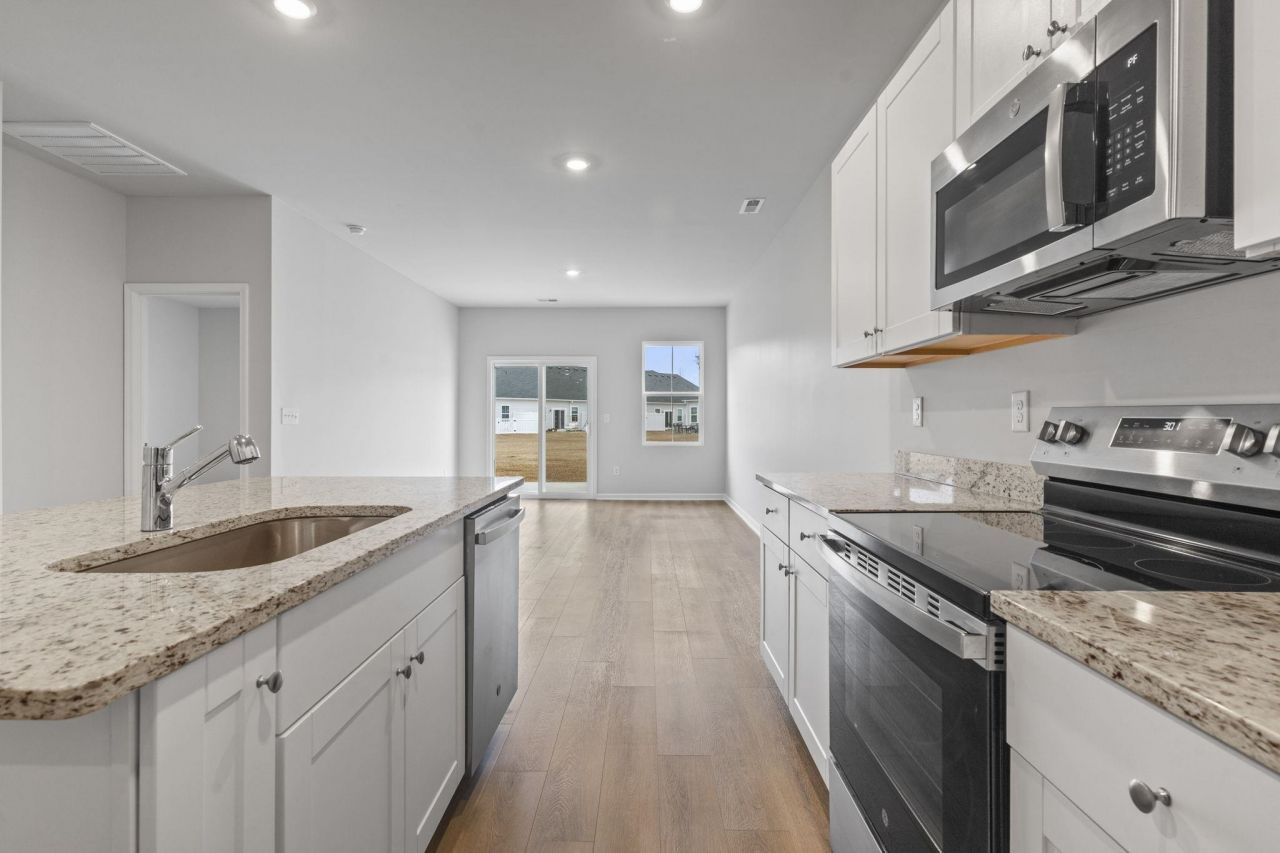 543 Sea Sparrow St.  Photo 10