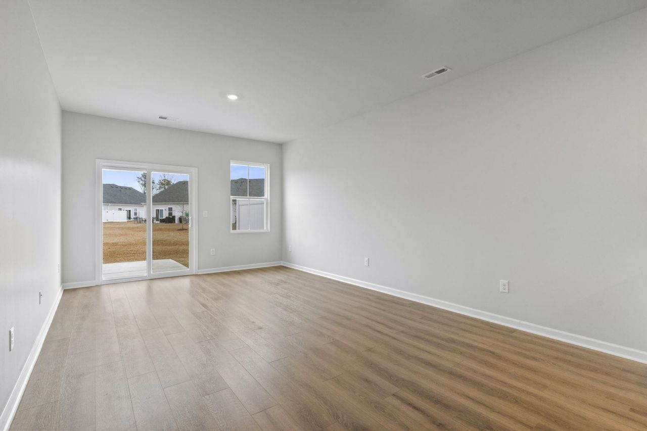 543 Sea Sparrow St.  Photo 11