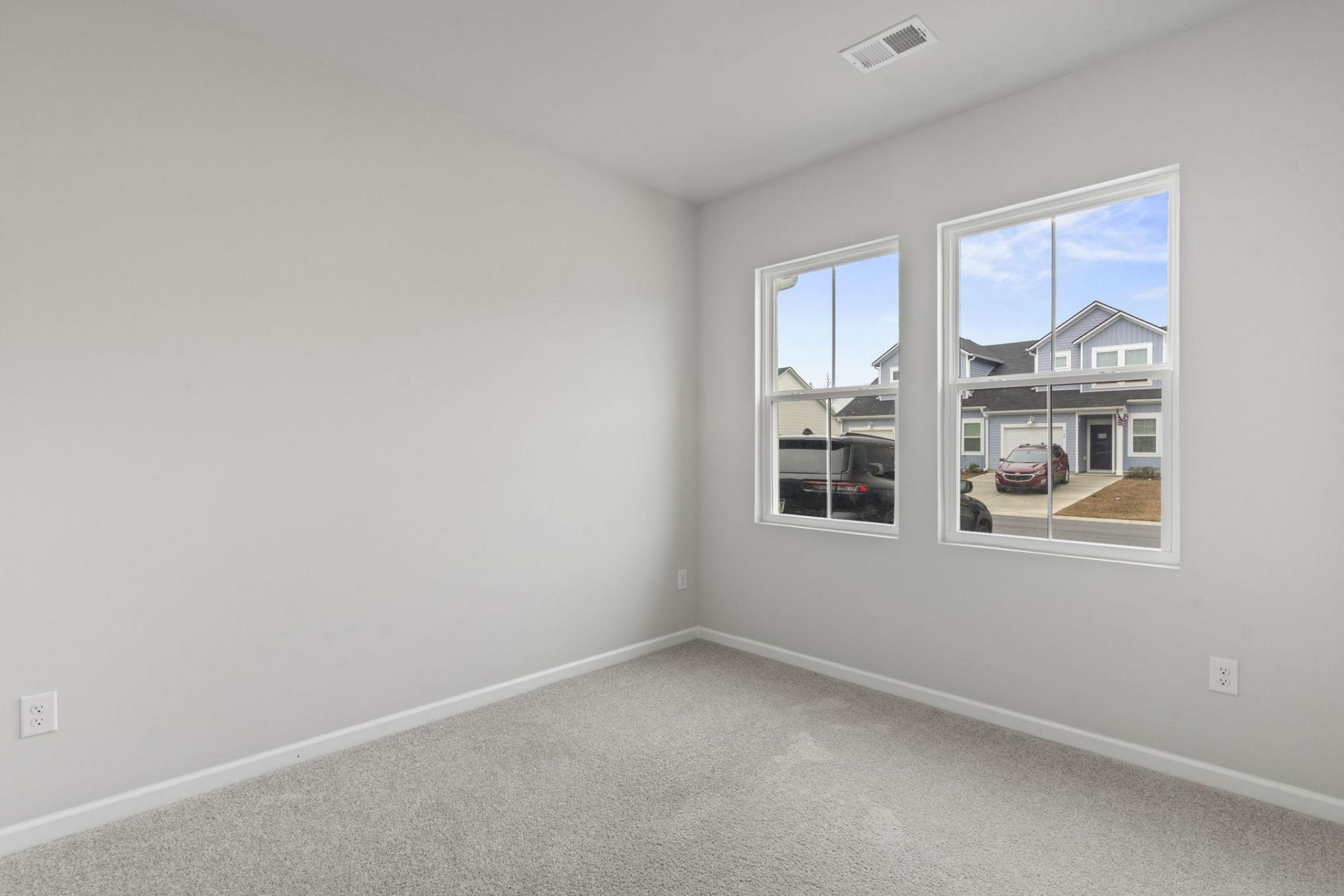 543 Sea Sparrow St. Photo 27