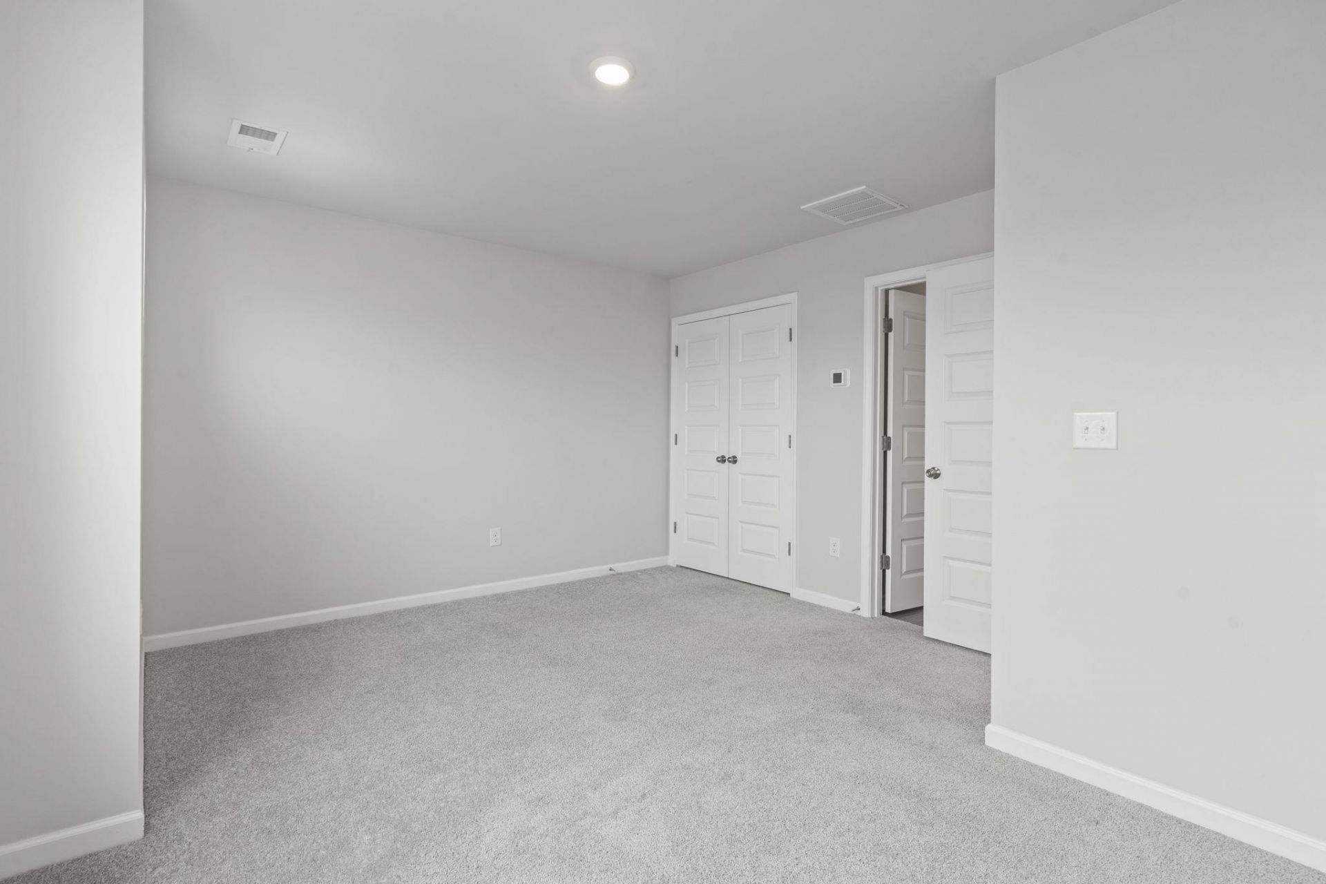 543 Sea Sparrow St. Photo 29