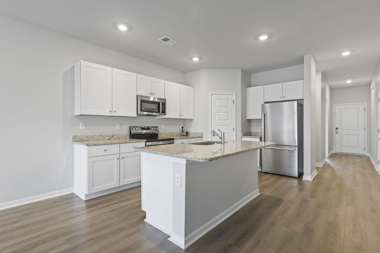 543 Sea Sparrow St.  Photo 6