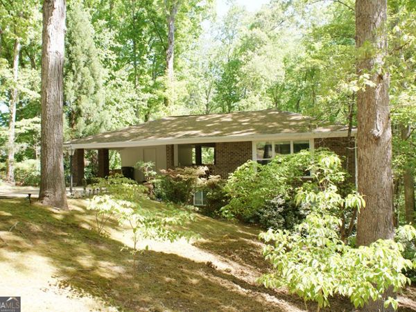 1146 Lakeshore Drive, Gainesville, GA 30501