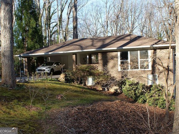 1146 Lakeshore Drive, Gainesville, GA 30501