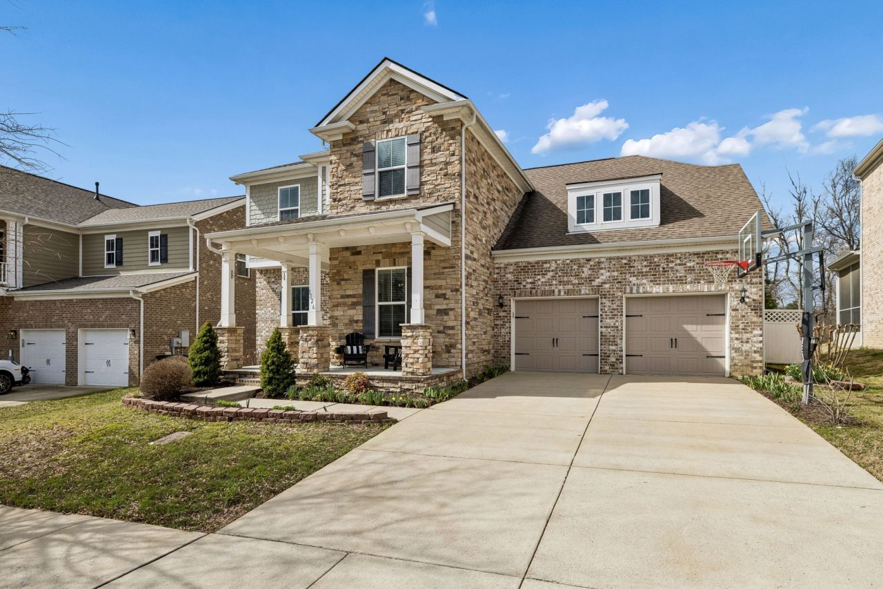 1126 Amelia Park Dr, Franklin, TN 37067 Main Photo