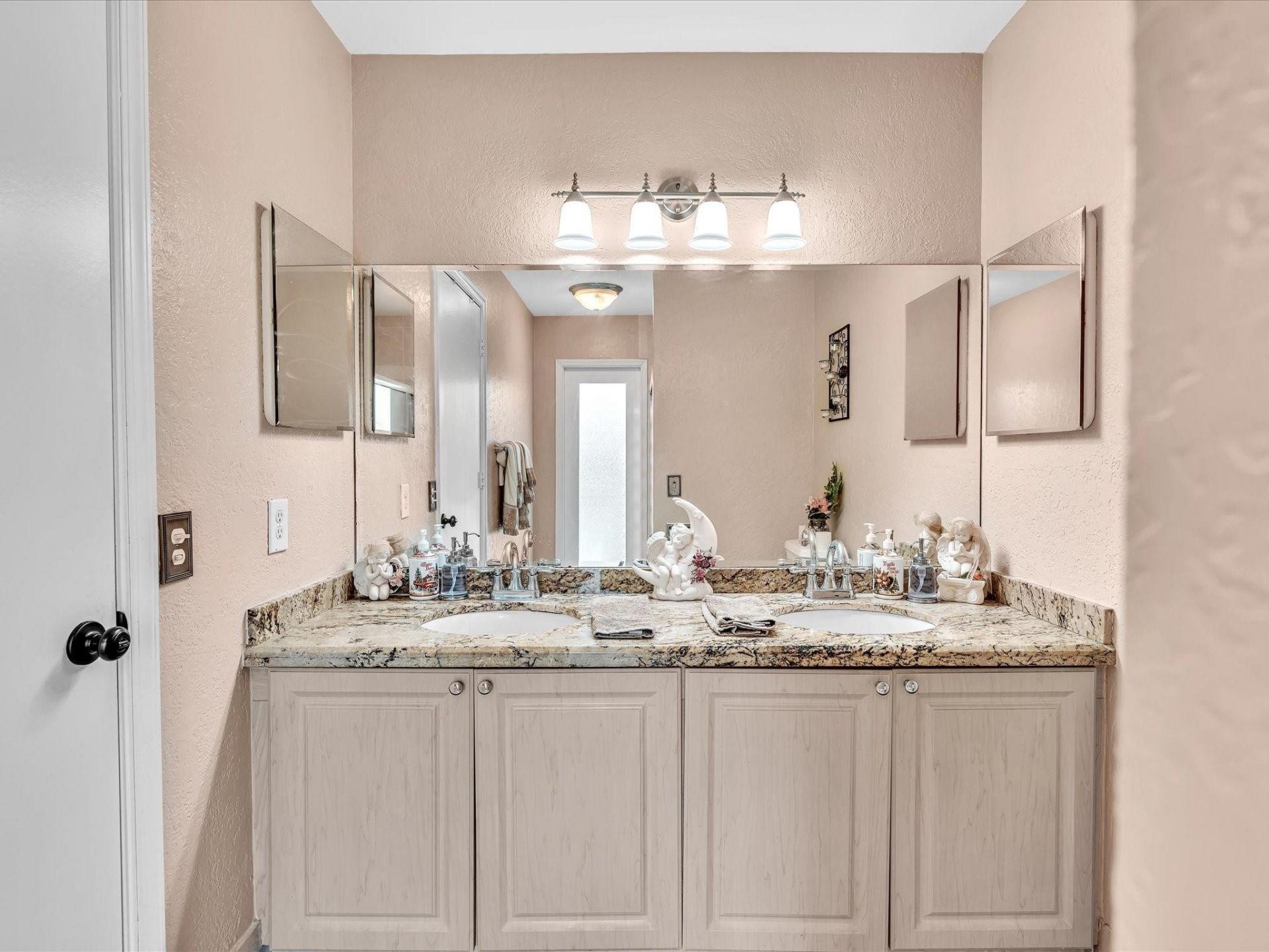 9816 NW 41st Street, Sunrise, FL 33351 Photo