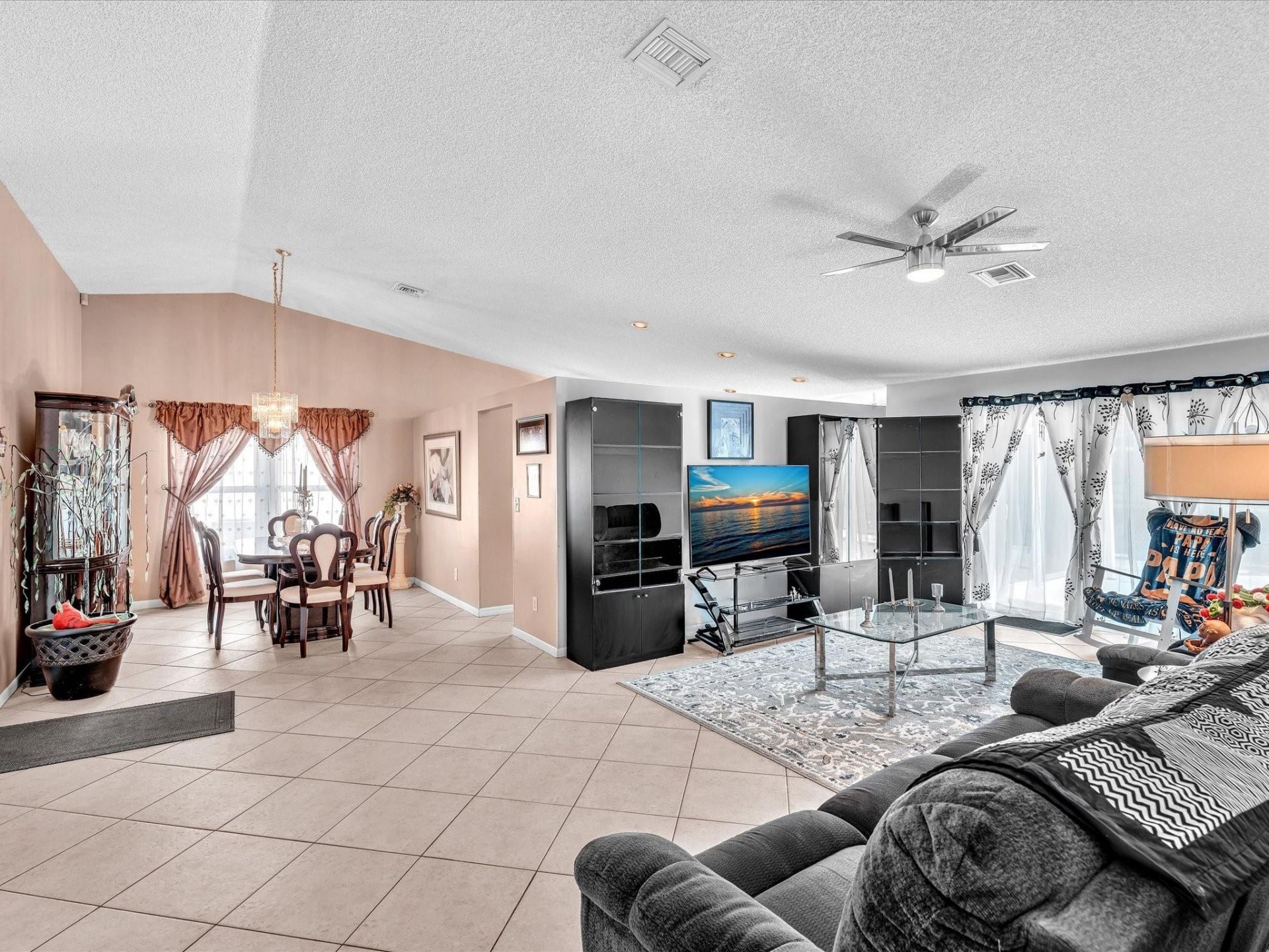 9816 NW 41st Street, Sunrise, FL 33351 Photo