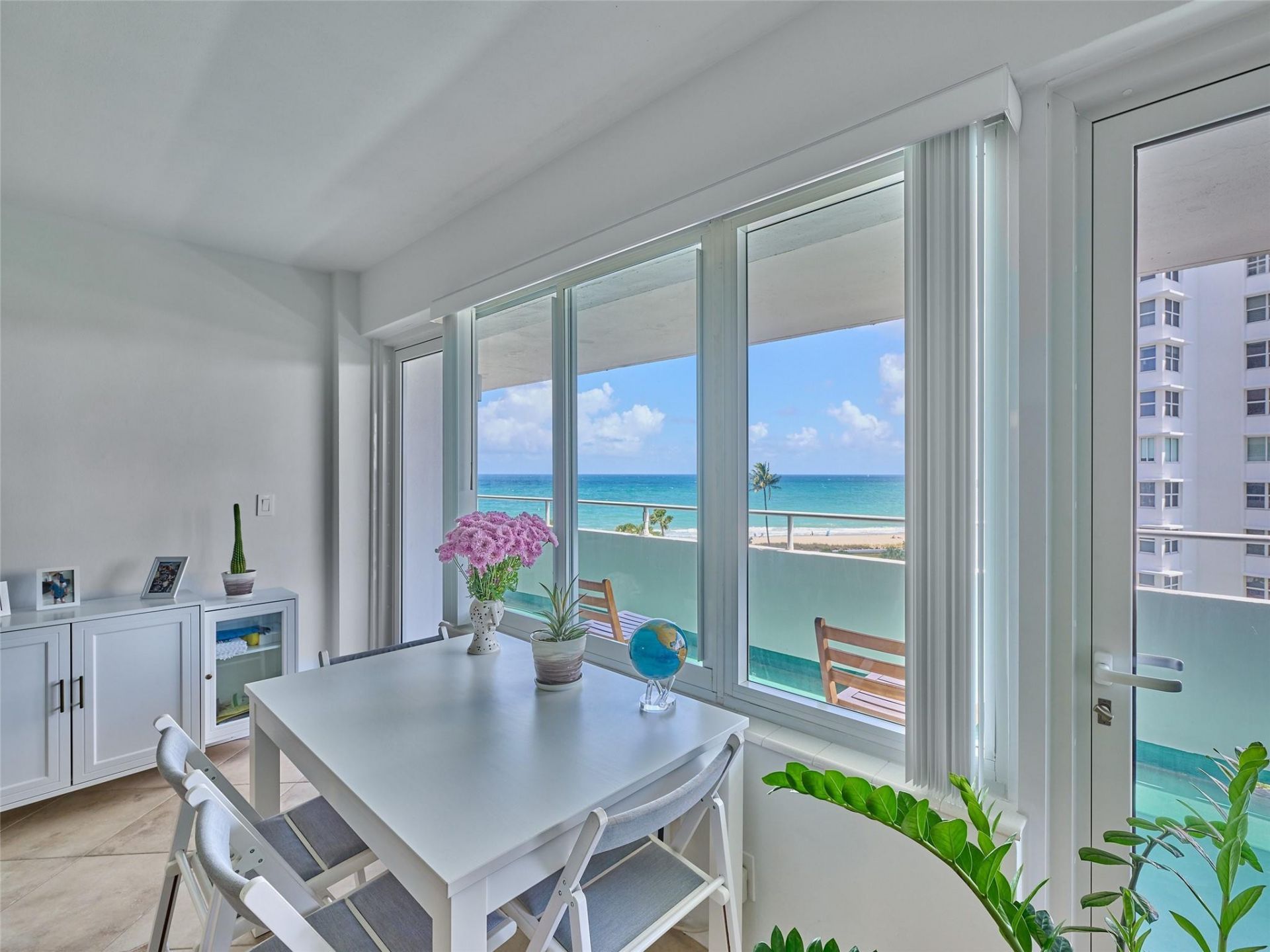 4050 N Ocean Drive, Unit 505, Lauderdale by the Sea, FL 33308 Photo