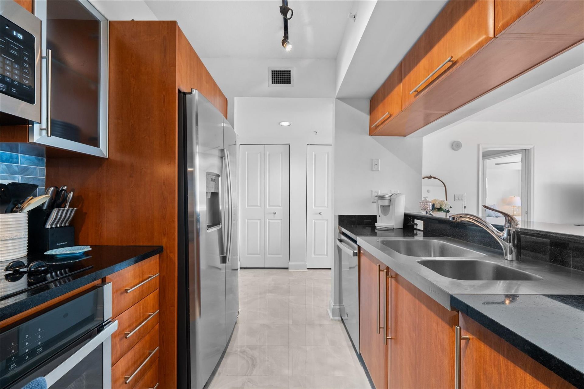 610 W Las Olas Boulevard, Unit 721N, Fort Lauderdale, FL 33312 Photo