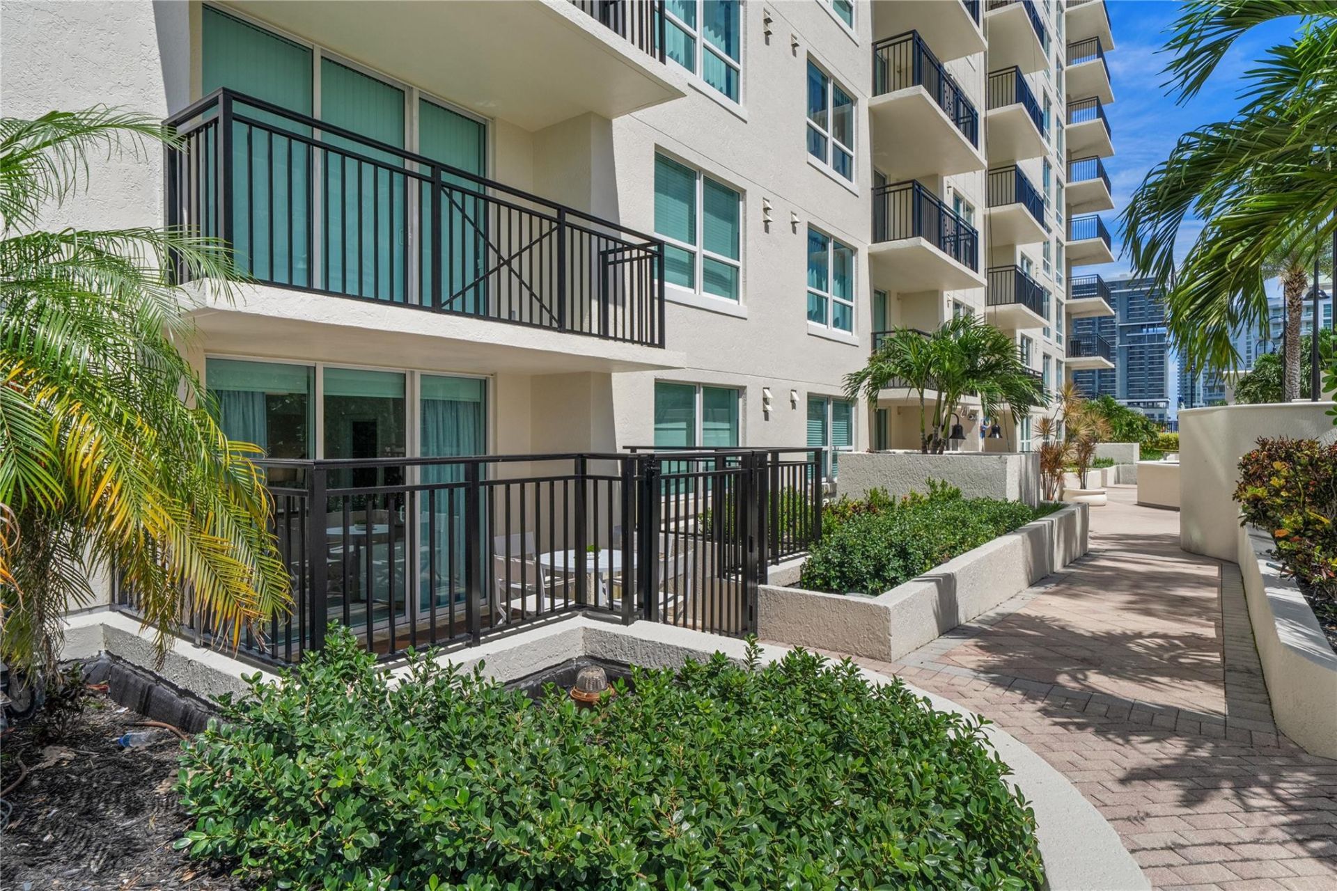 610 W Las Olas Boulevard, Unit 721N, Fort Lauderdale, FL 33312 Photo